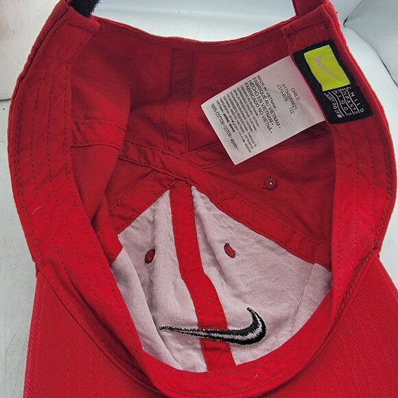 Nike Kids Red Baseball Hat Cap Adjustable Strap Outdoors Casual Lightweight - Picture 6 of 9
